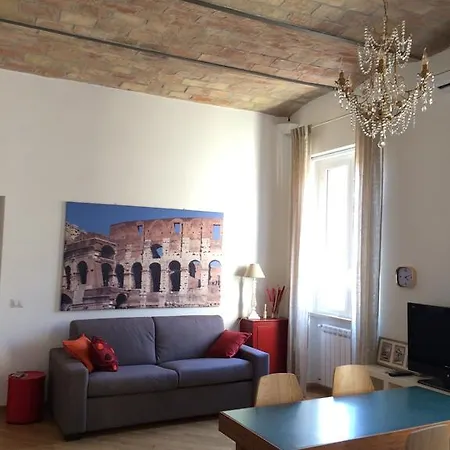 Apartamento Holiday Colosseum *